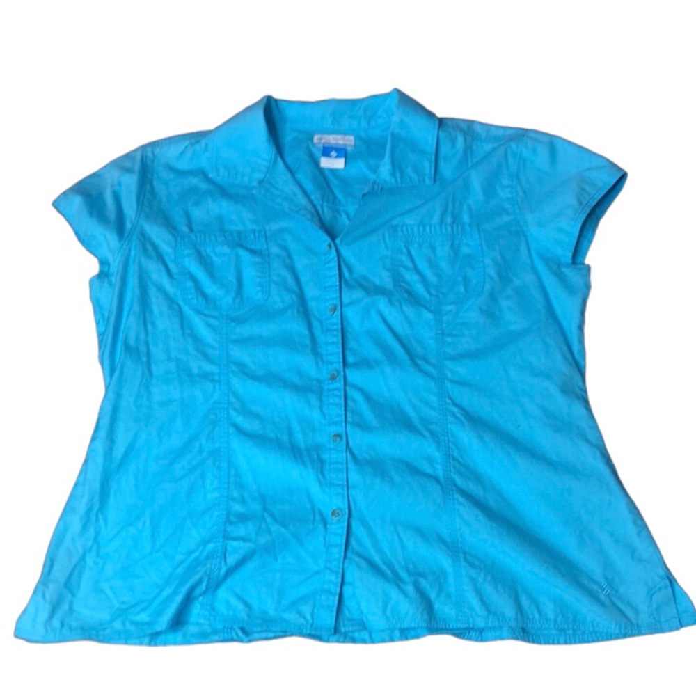 Columbia Blue Short Sleeve Button Down Shirt Womens Size XL